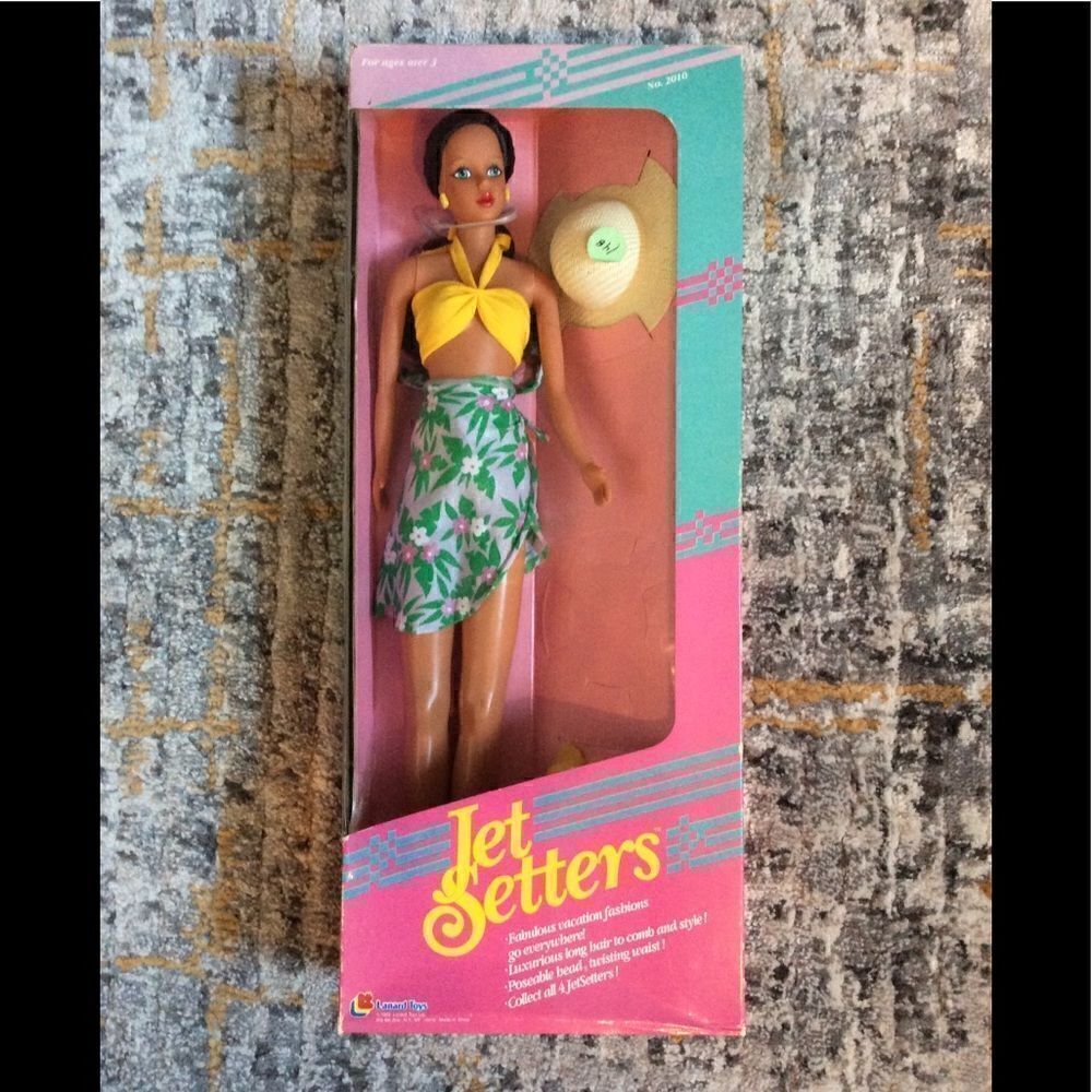 VINTAGE JET SETTERS LEILANI FASHION DOLL!